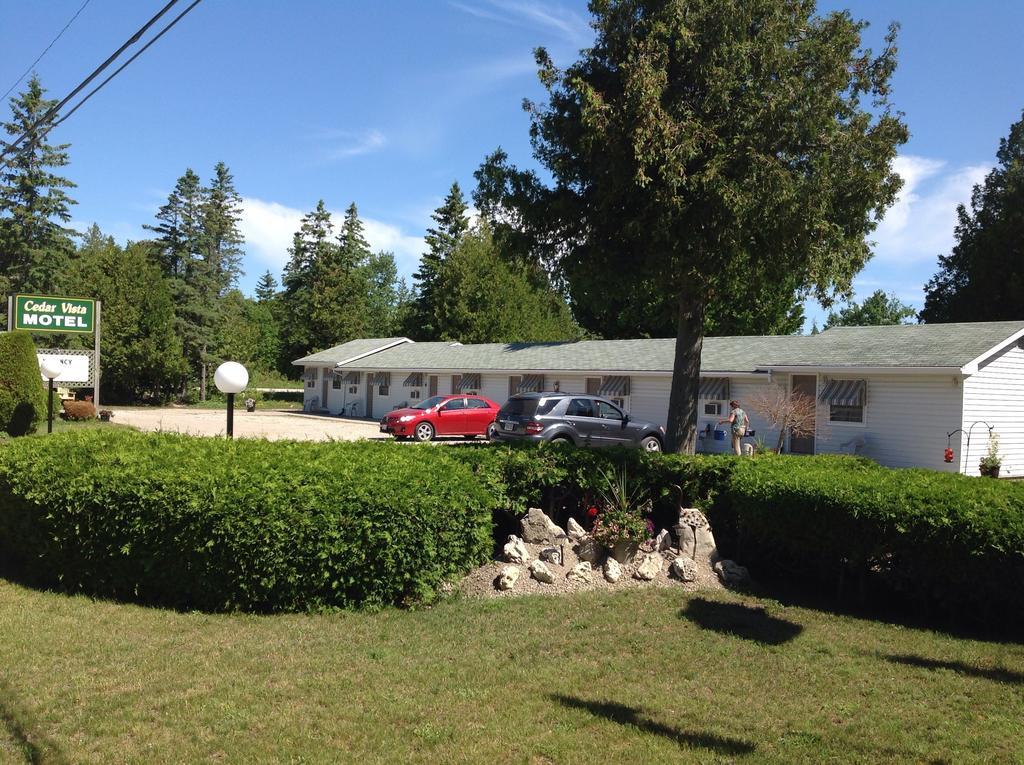 Cedar Vista Motel Tobermory Ngoại thất bức ảnh